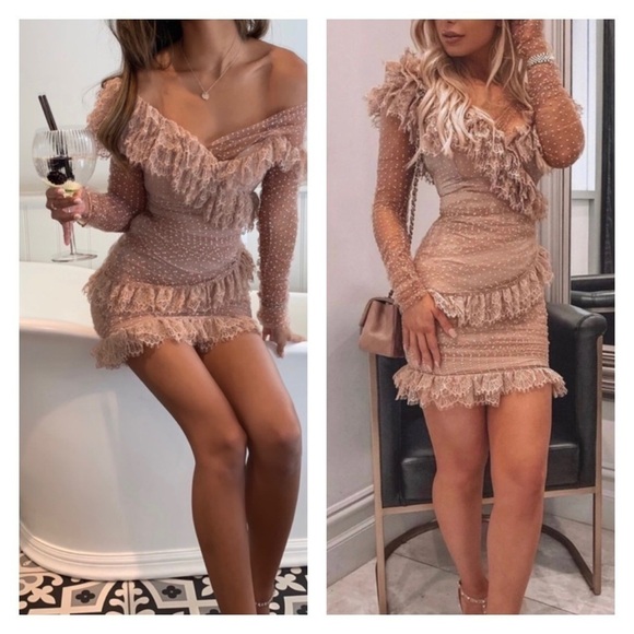 HOUSE OF CB Sorrel Blush Pink Off the Shoulder Lace Ruffle Mini Dress Large NWT - Picture 4 of 16